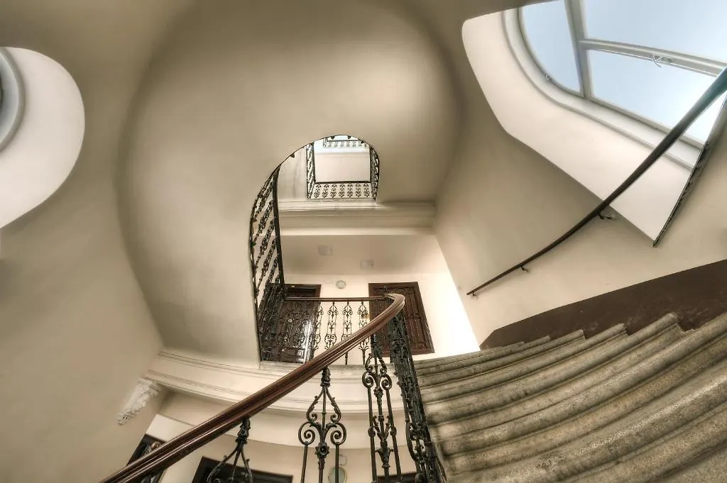 *** Hotel apartamentowy Appartements Carlton Opera Wiedeń Austria