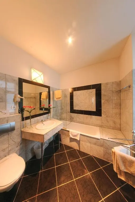 Hotel apartamentowy Appartements Carlton Opera Wiedeń