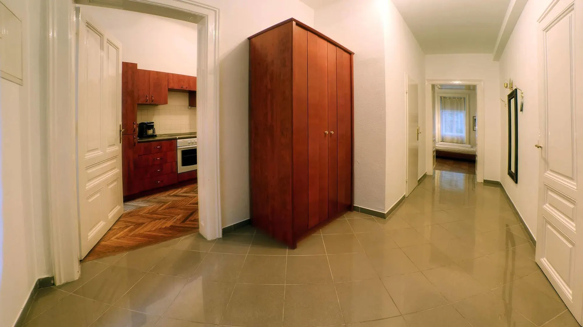 Appartements Carlton Opera Wiedeń 3*,  Austria