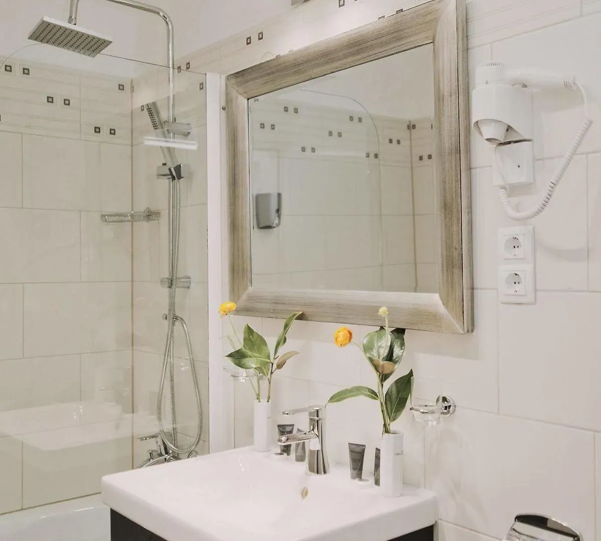 *** Aparthotel Appartements Carlton Opera Wien Österreich